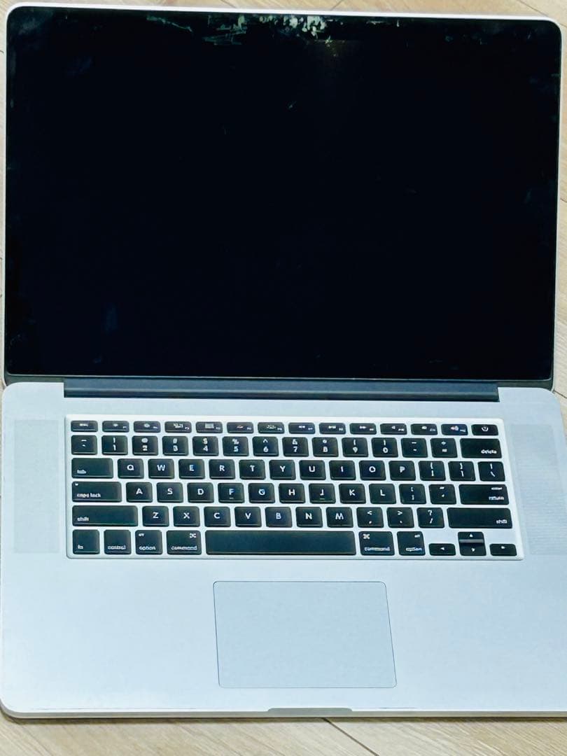 Apple MacBook 2台とFujitsu FMC look ジャンク