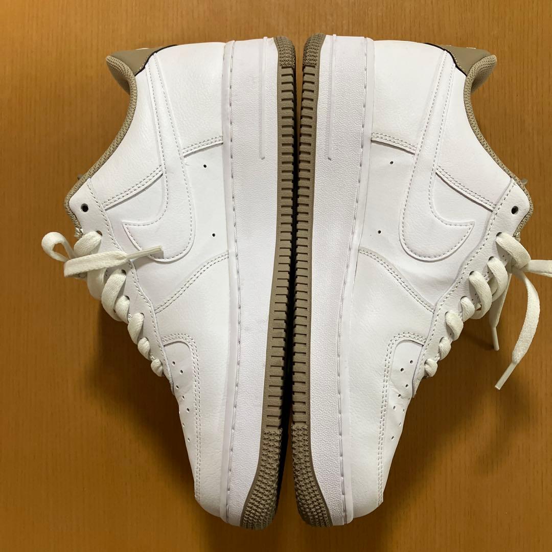 Nike Air Force 1 ホワイト/カーキ　箱付き
