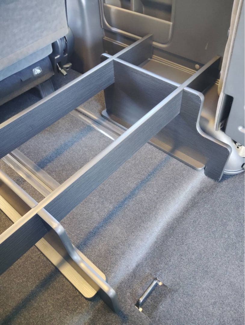 ハイエース ファインテックツアラー フレックス スマートベッドキット 新車外し