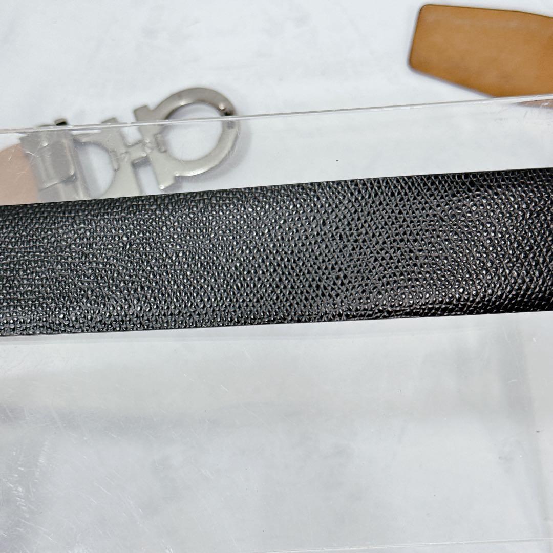 エイジング良好 Ferragamo ダブルガンチーニ ベルト シボ革ガンメタ