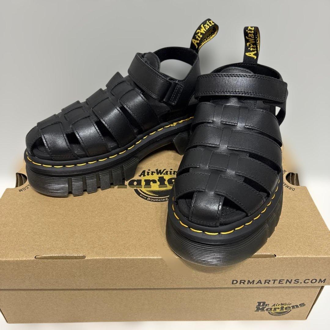 Dr. Martens 厚底 フィッシャーマン サンダル