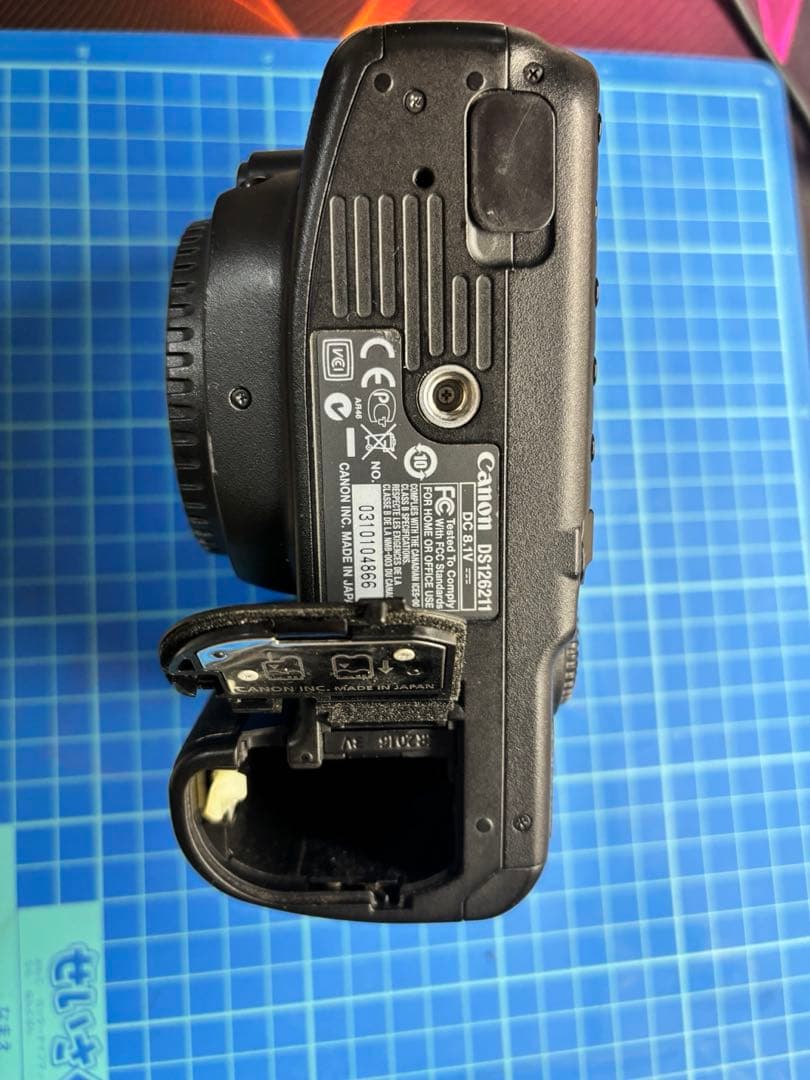 そこそこ美品Canon EOS50D デジタル一眼レフ動作問題無し簡易清掃済