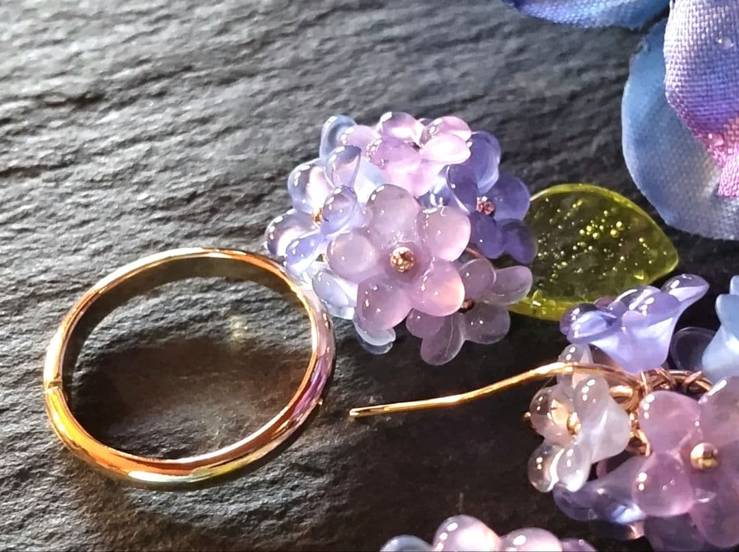 チロル様 紫陽花ピアス&リング、白のお花のネックレス、ブレス、フープピアス G