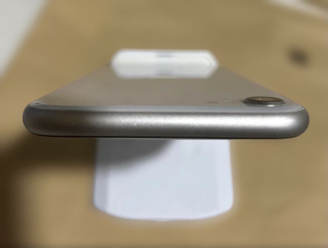 iPhone SE第3世代256GB Apple care+盗難・紛失あり