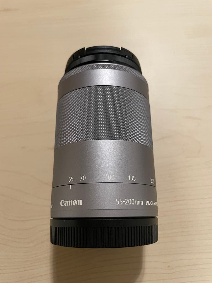 カメラミラーレス　Canon EOSM10