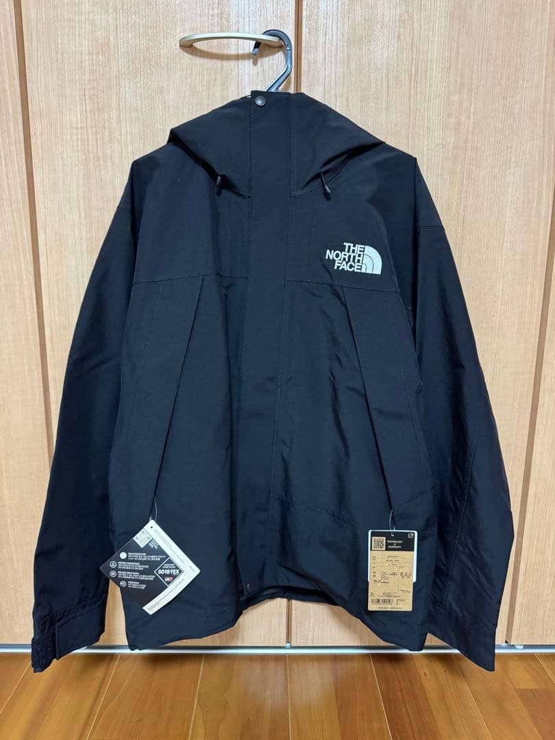 【新品未使用】25年モデル ノースフェイス マウンテンジャケット NP62510