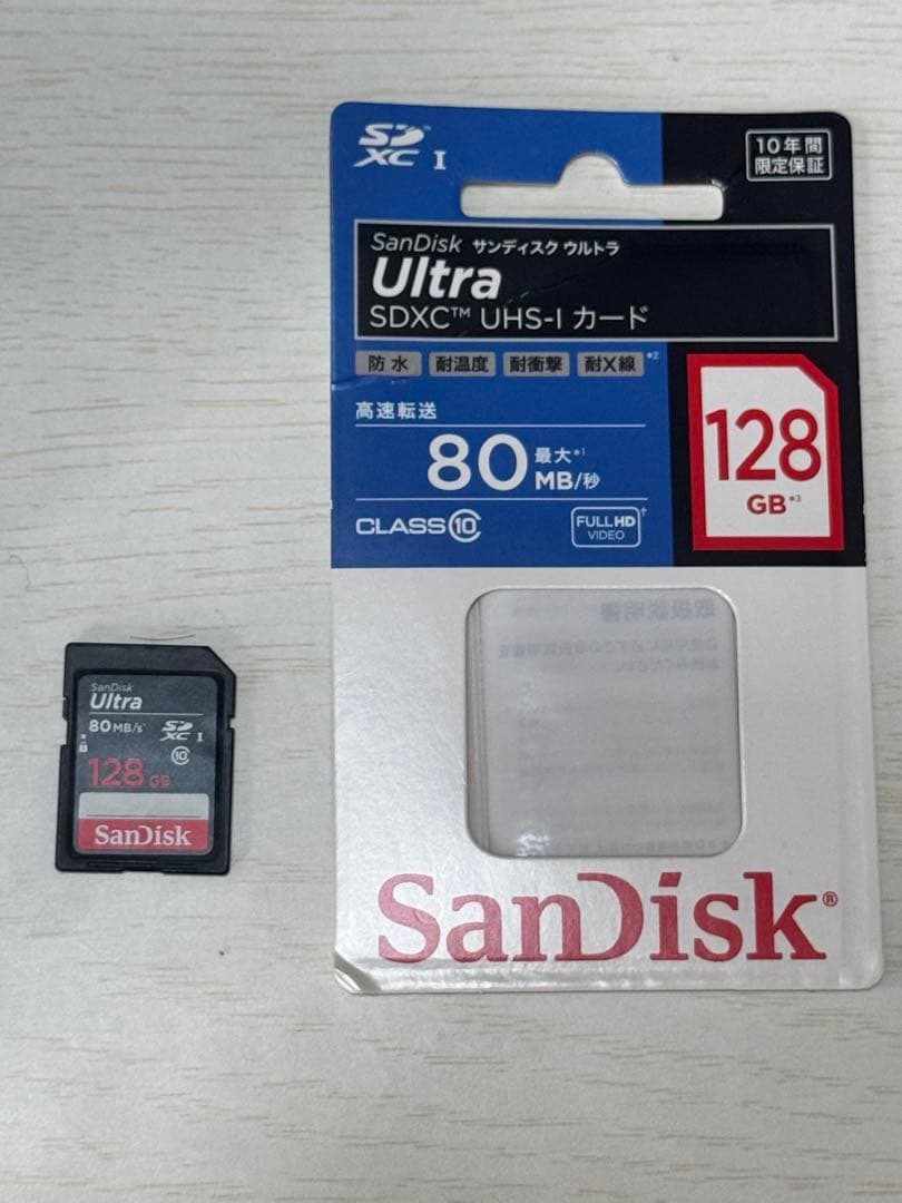 【ショット数990枚】Nikon ニコン D5600 ダブルズームキット