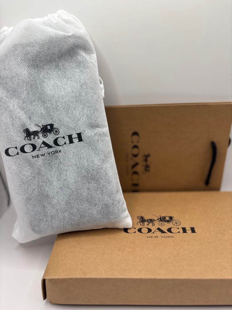 新品未使用✨COACH ブラック 長財布　プレゼントに最適！