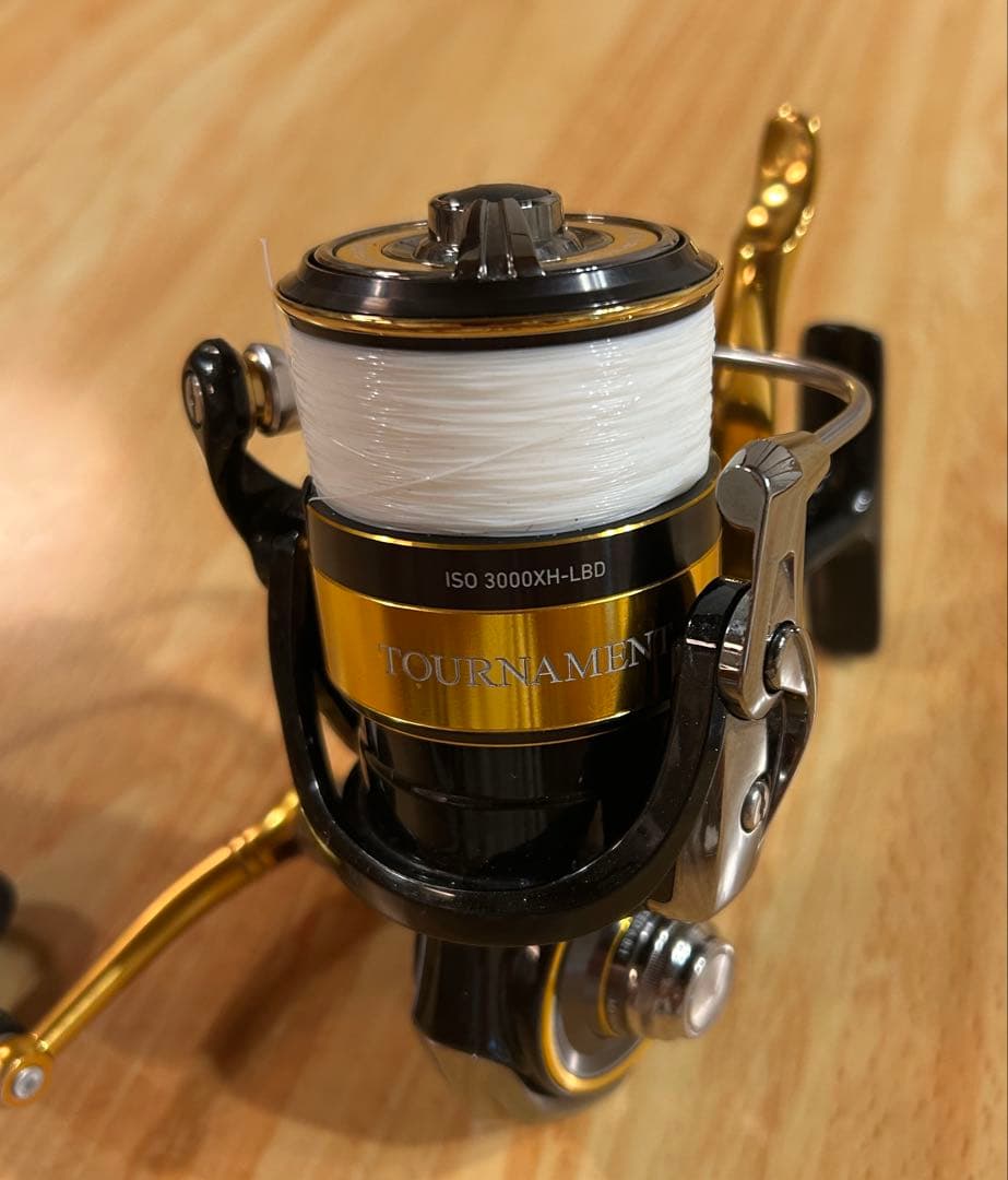 【美品】ダイワ 22トーナメントiso 3000XH-LBD