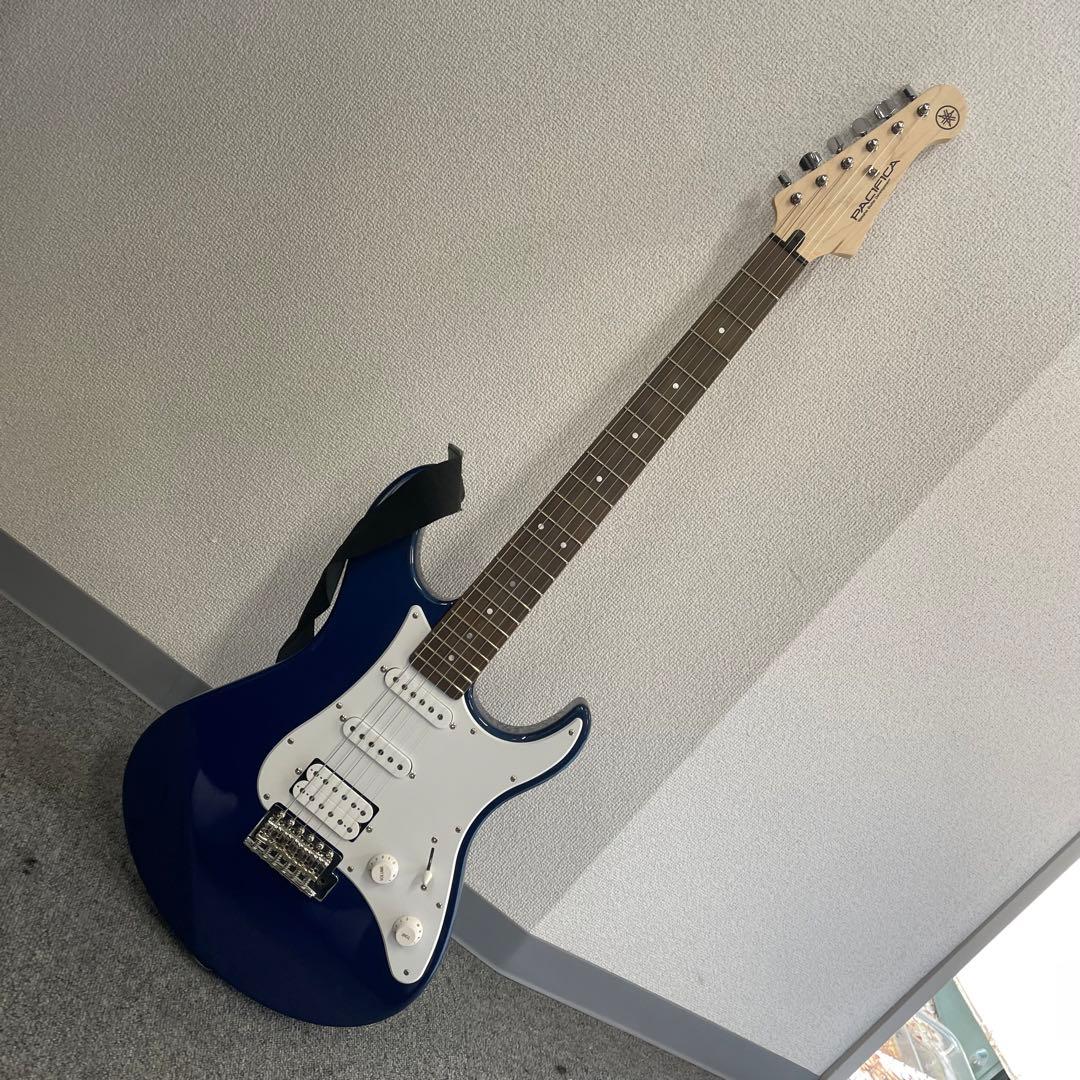 美品 動作品 Yamaha Pacifica PAC012 ブルー エレキギター