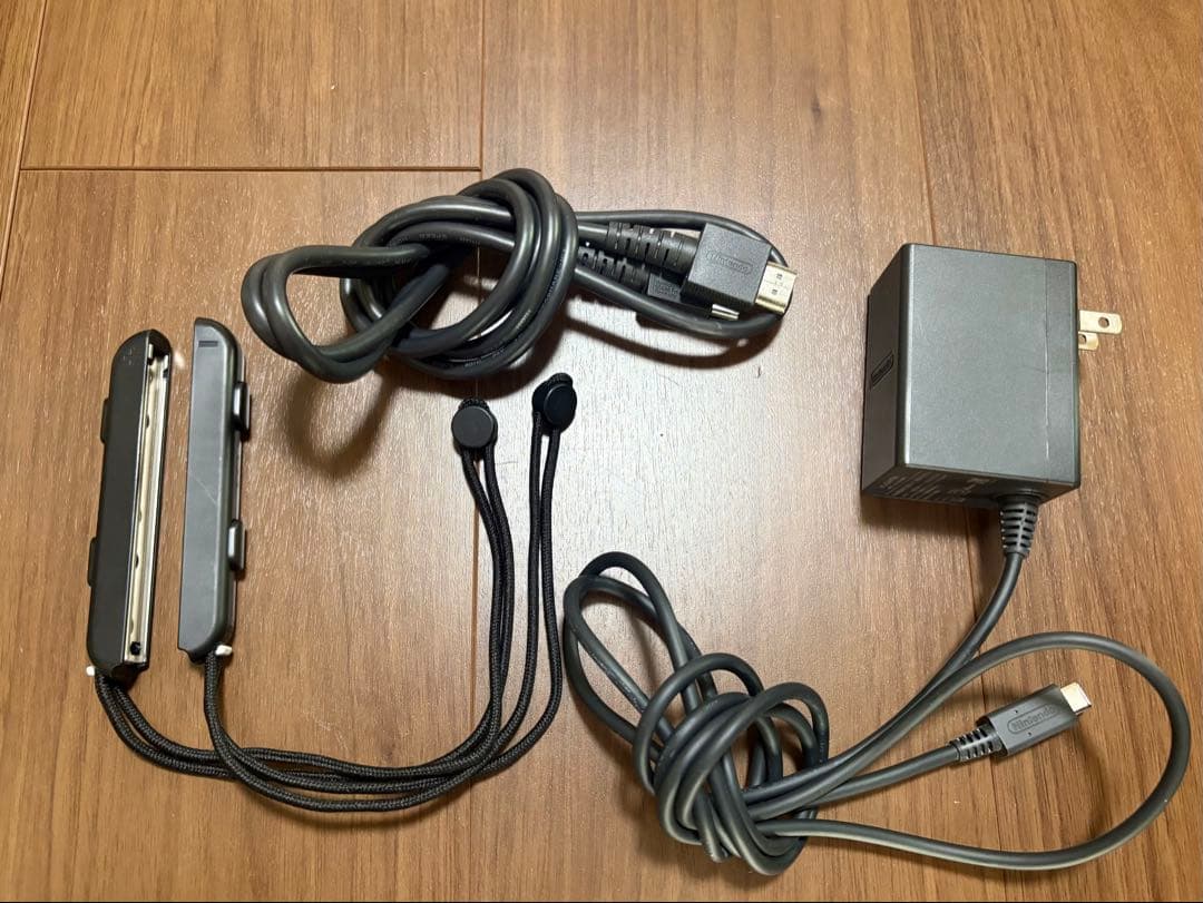 【付属品完備】Nintendo Switch バッテリー強化版