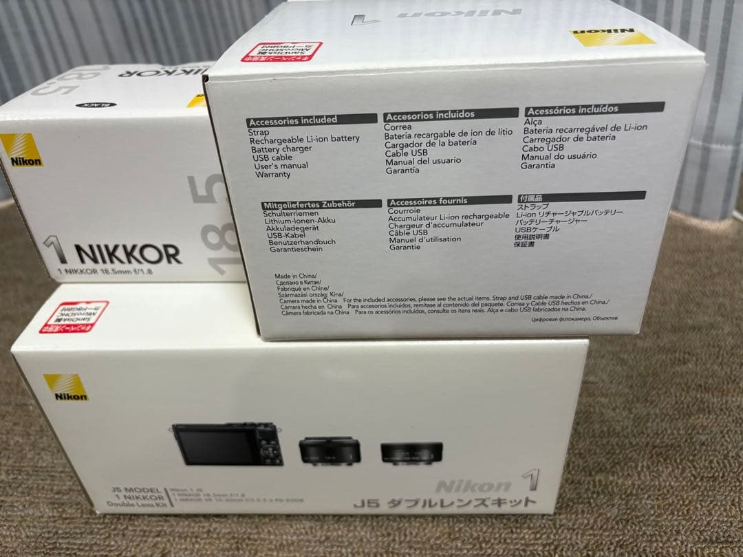Nikon 1 J5ダブルレンズキット & NIKKOR 30-110mmレンズ