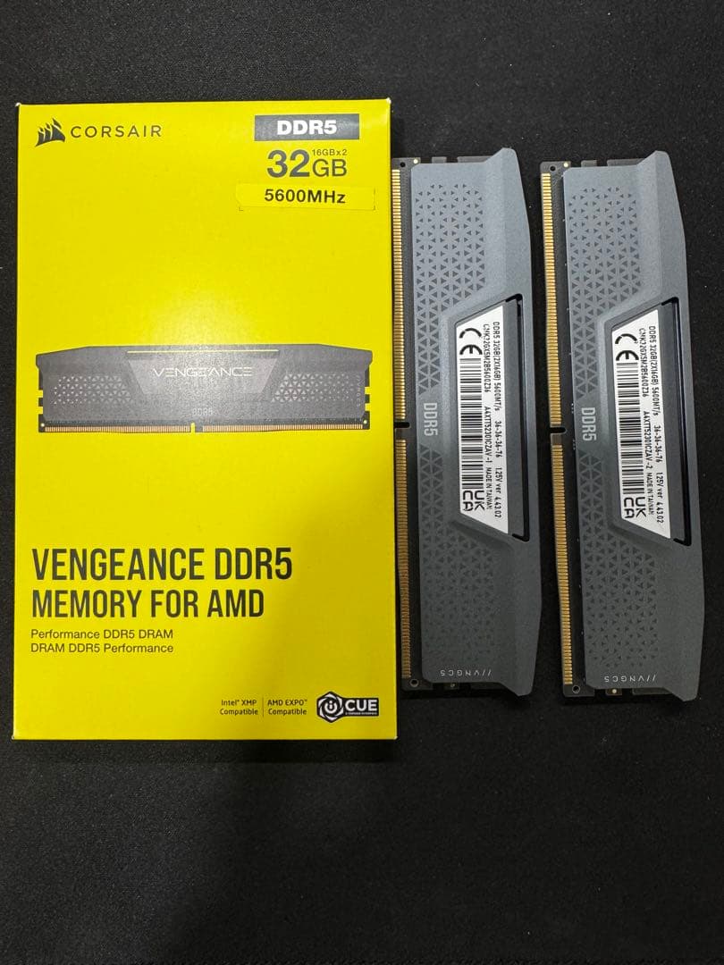 メモリー CORSAIR VENGEANCE DDR5 32GB 5600MHz
