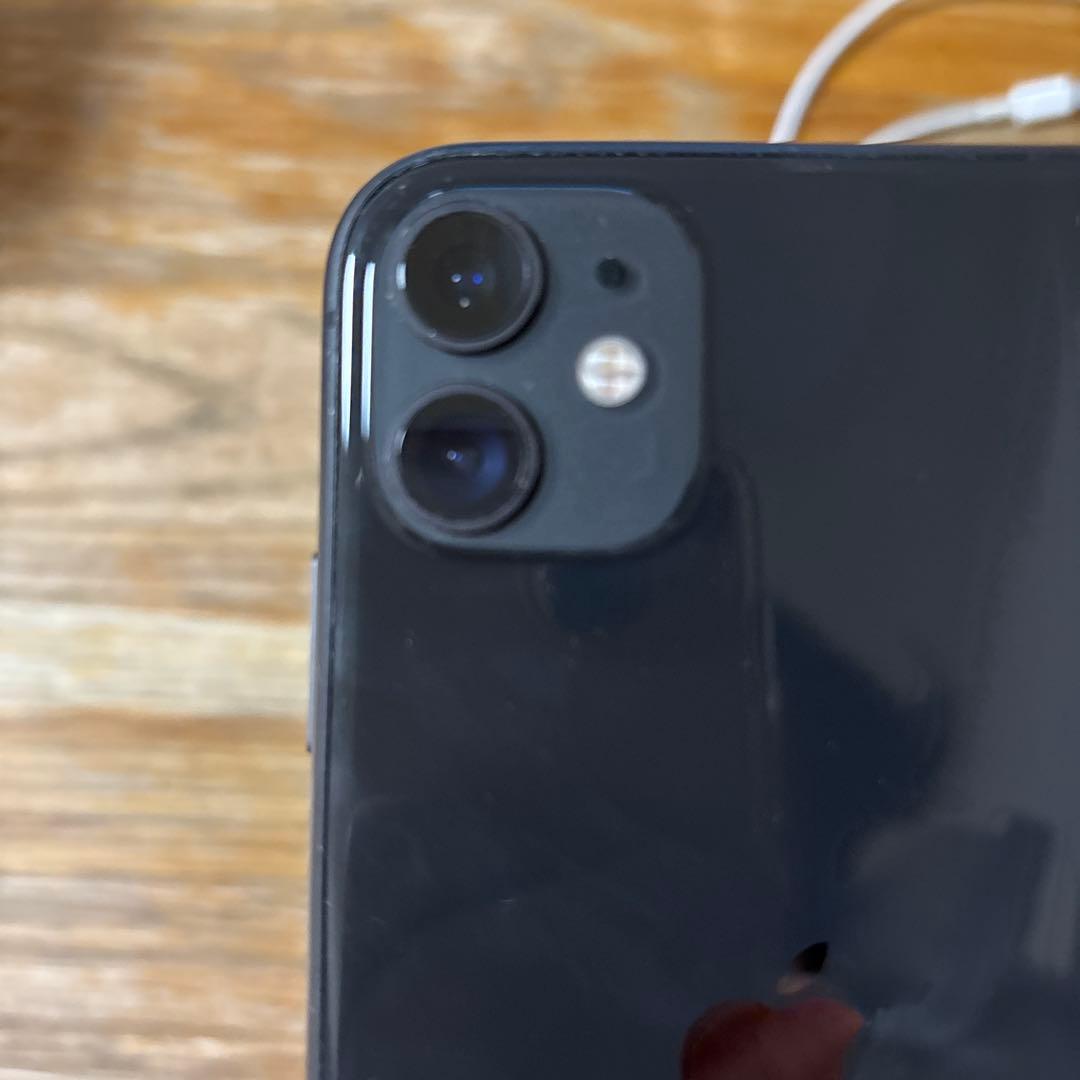 iPhone11 ブラック　本体　64GB