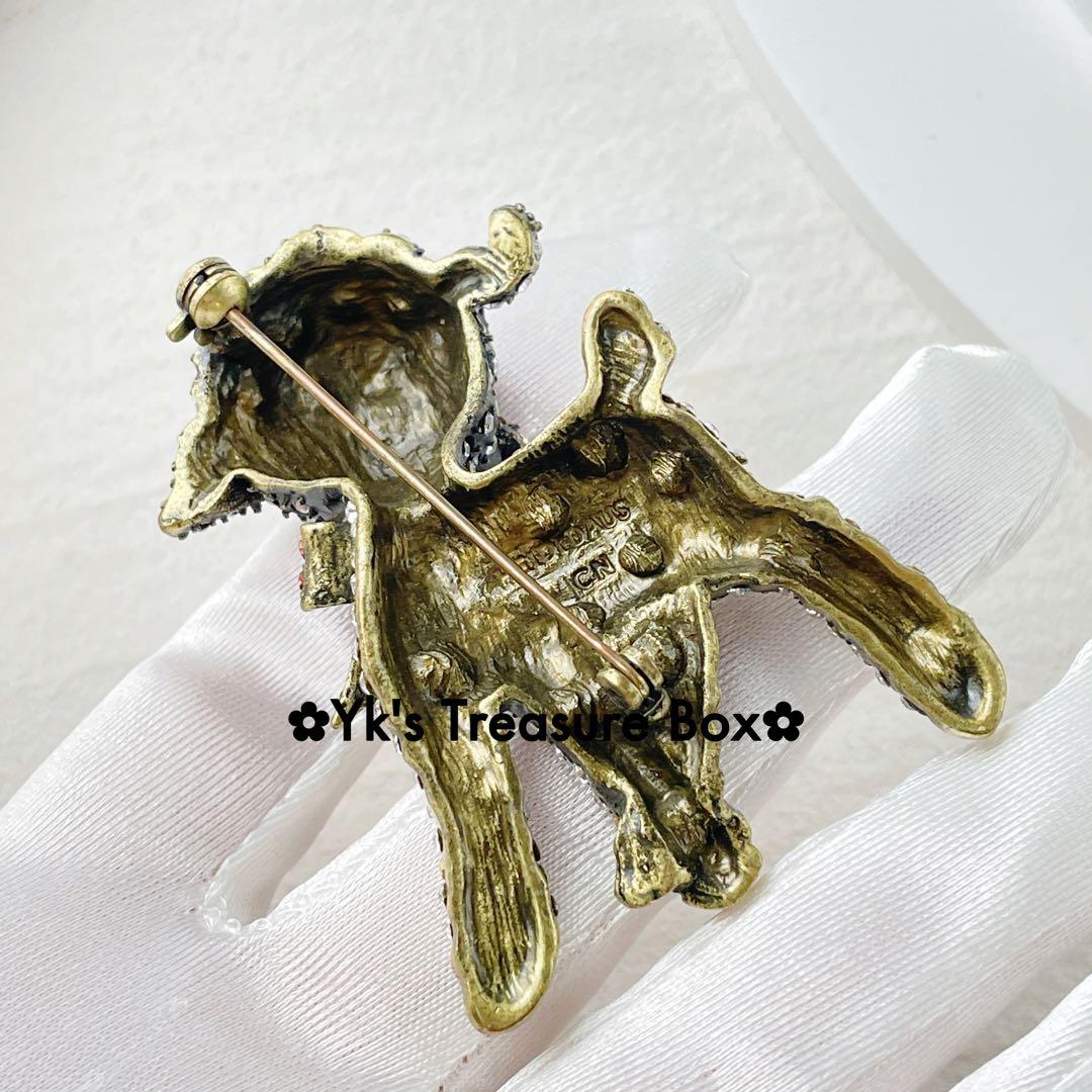 Z172/HEIDI DAUS/古金色/オパール パヴェ 羊 ひつじブローチ