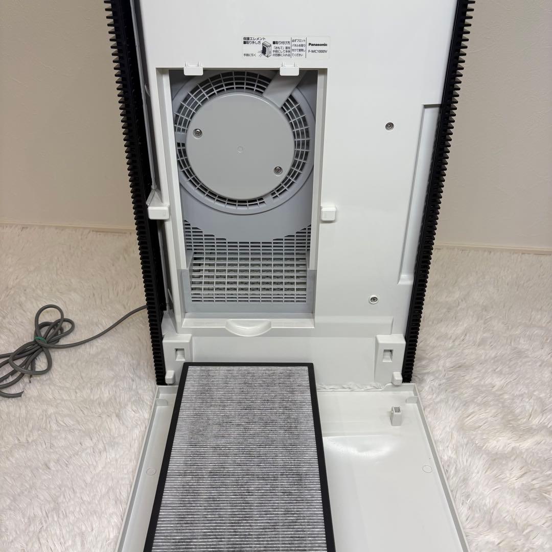 パナソニック　ジアイーノ　次亜塩素酸空間除菌脱臭機 F-MC1000V 動作品