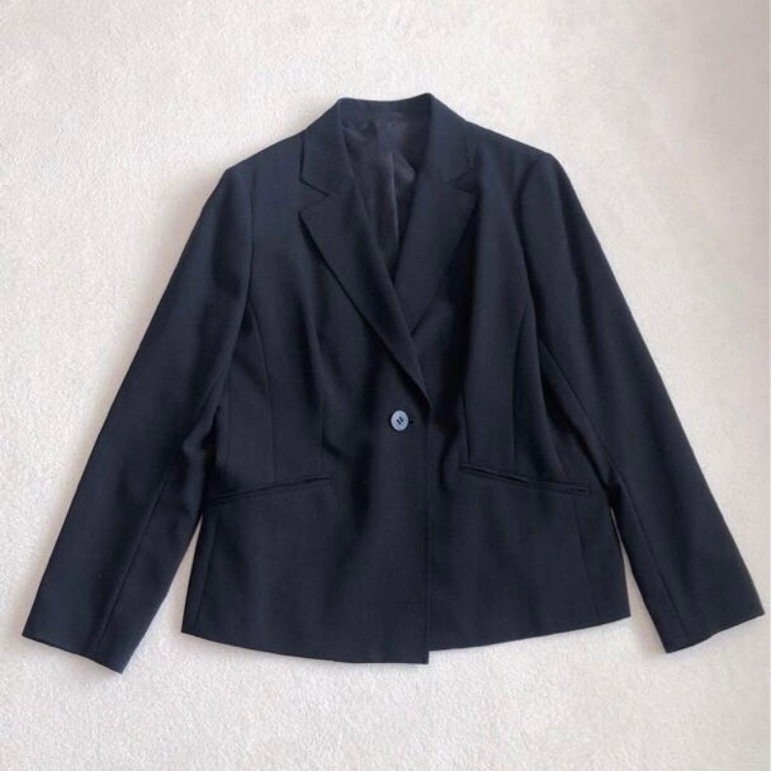 美品✨ バーバリーロンドン　レディーススーツ　パンツスーツ　大きいサイズ　黒