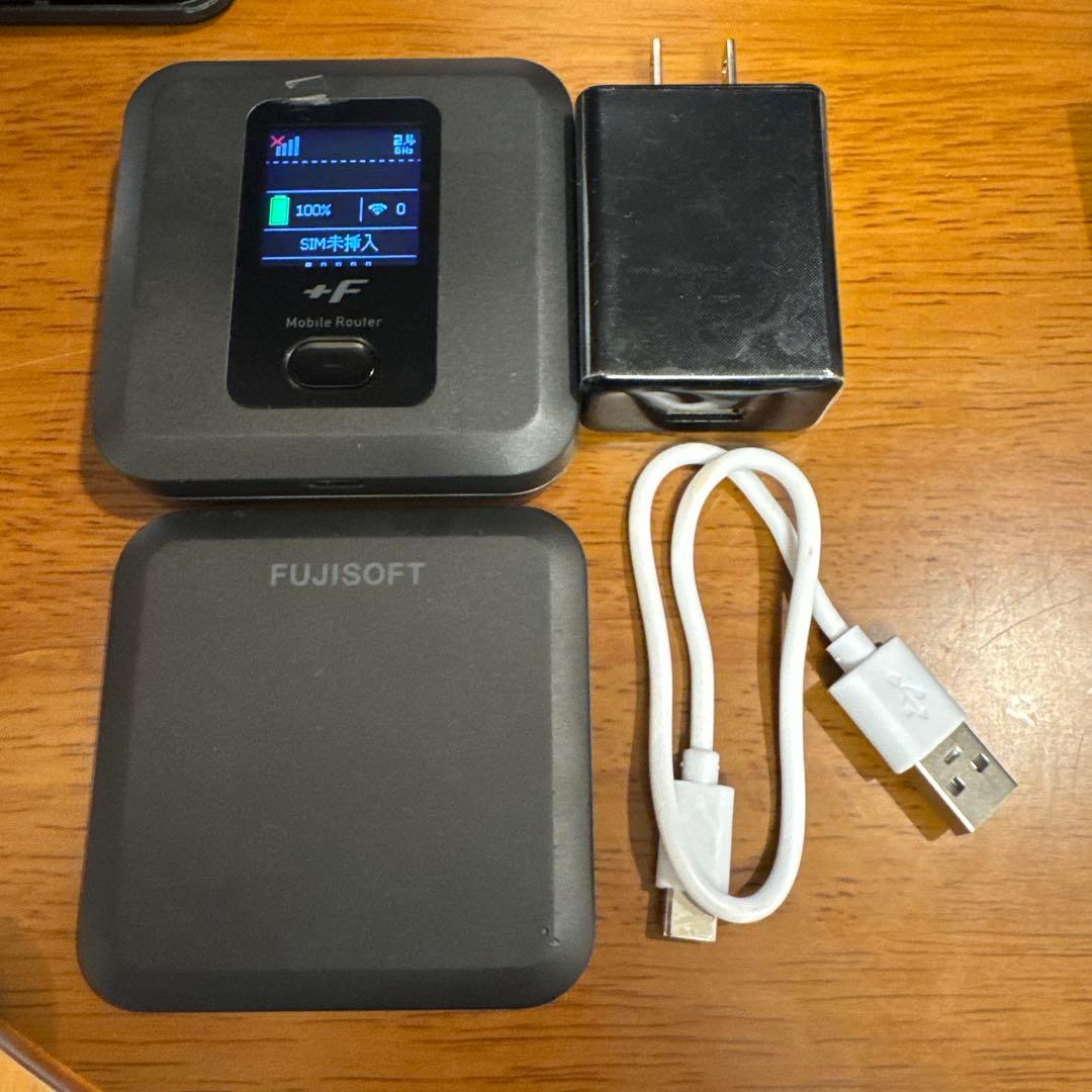FUJISOFT FS040Wモバイルルーター