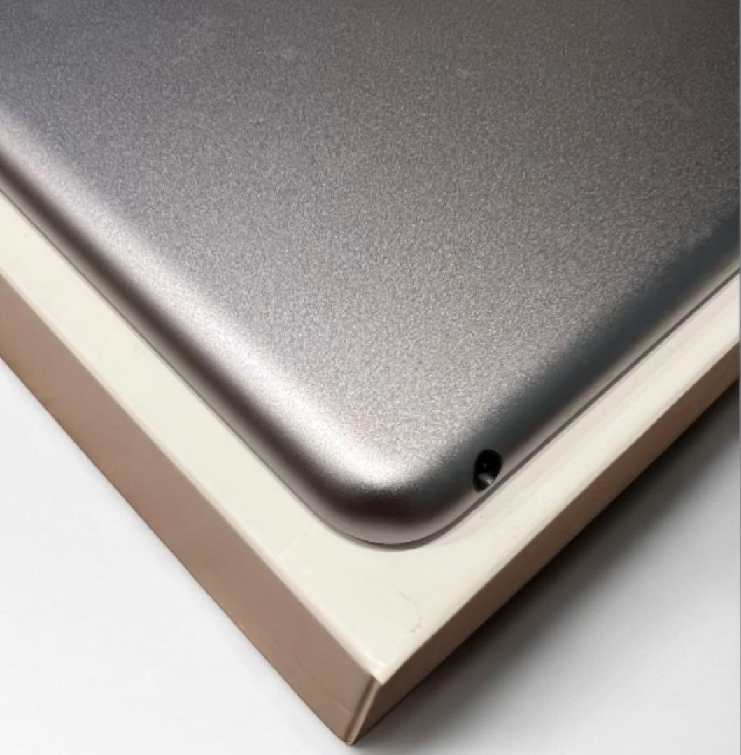 Apple iPad（第5世代）Wi-Fiモデル 128GB スペースグレイ