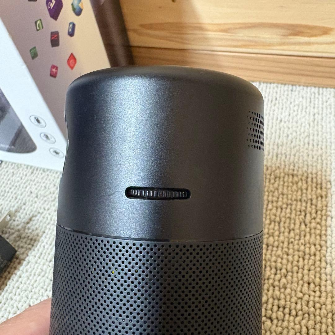 Anker Nebula Capsule 小型プロジェクター