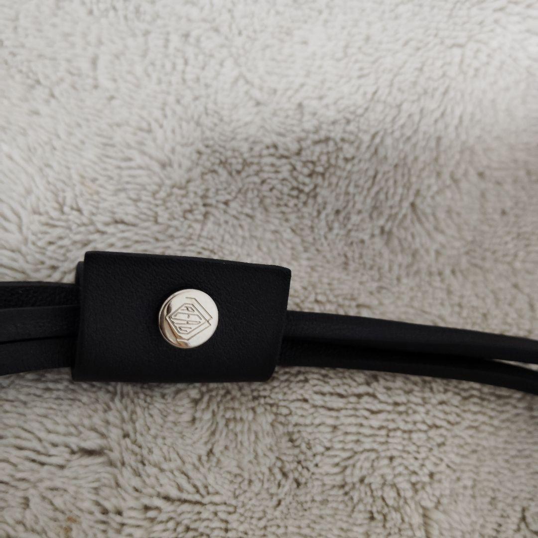 MOREAU PARIS ケース　ストラップ付　バッグチャーム　ラウンド