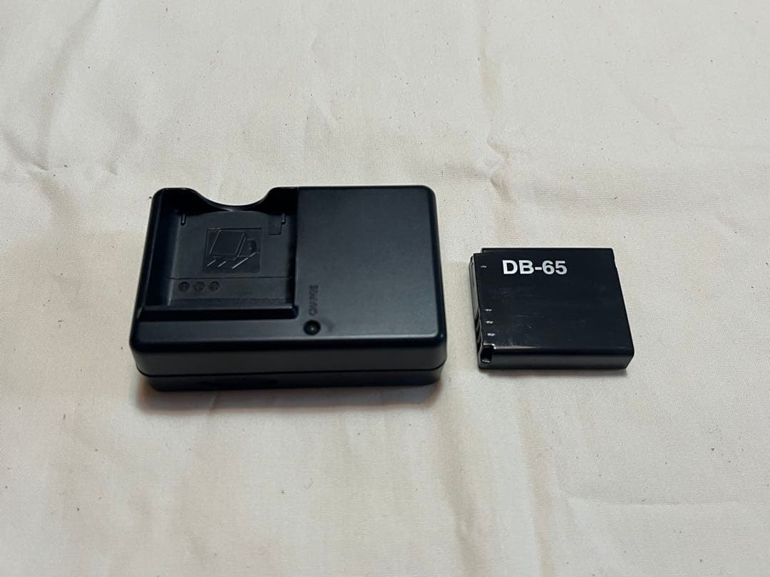 RICOH GR DIGITAL IV 本体 付属品 コンパクトデジタルカメラ