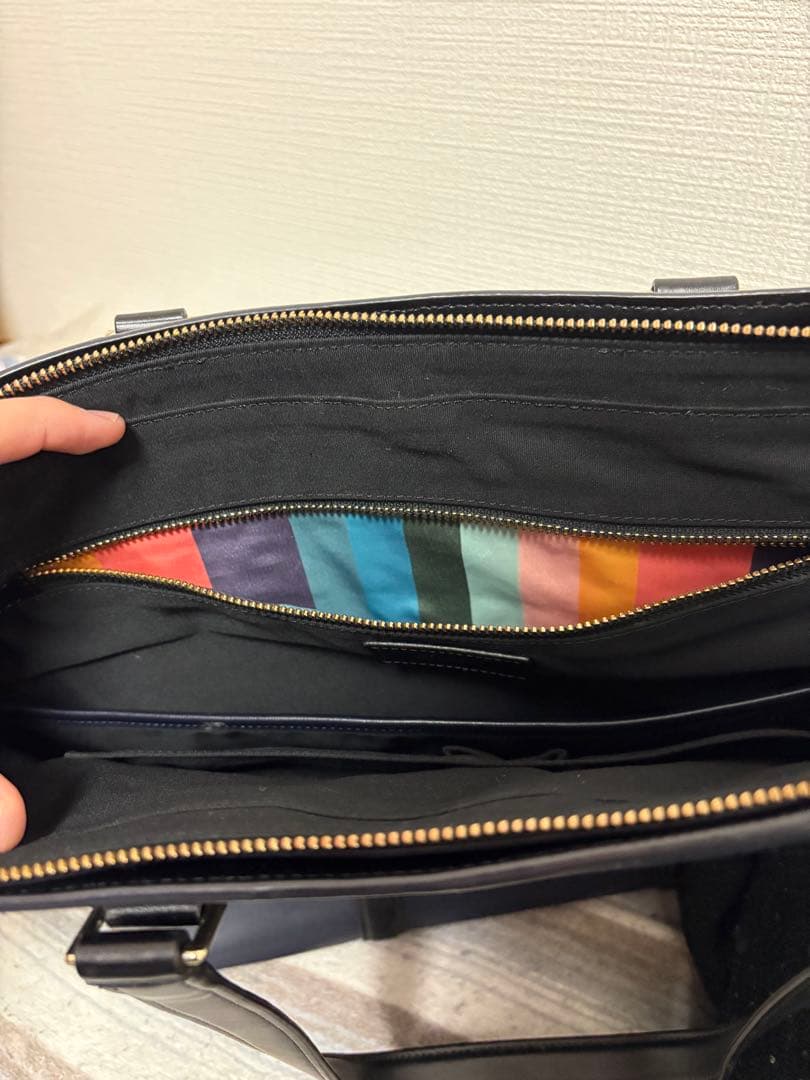 ポールスミス　A4トートバッグ　シティエンボスネイビー　 レザー　ビジネスバック