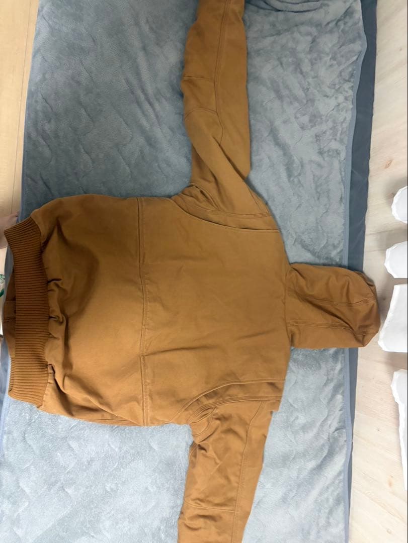 carhartt ダウンパーカー