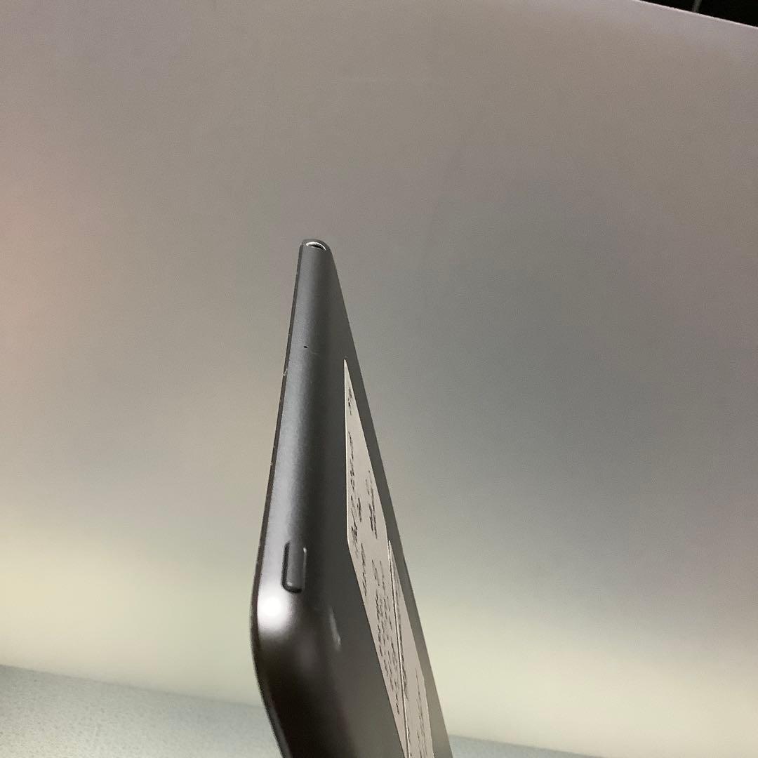iPad 7世代32G wifi Gray バッテリー100%