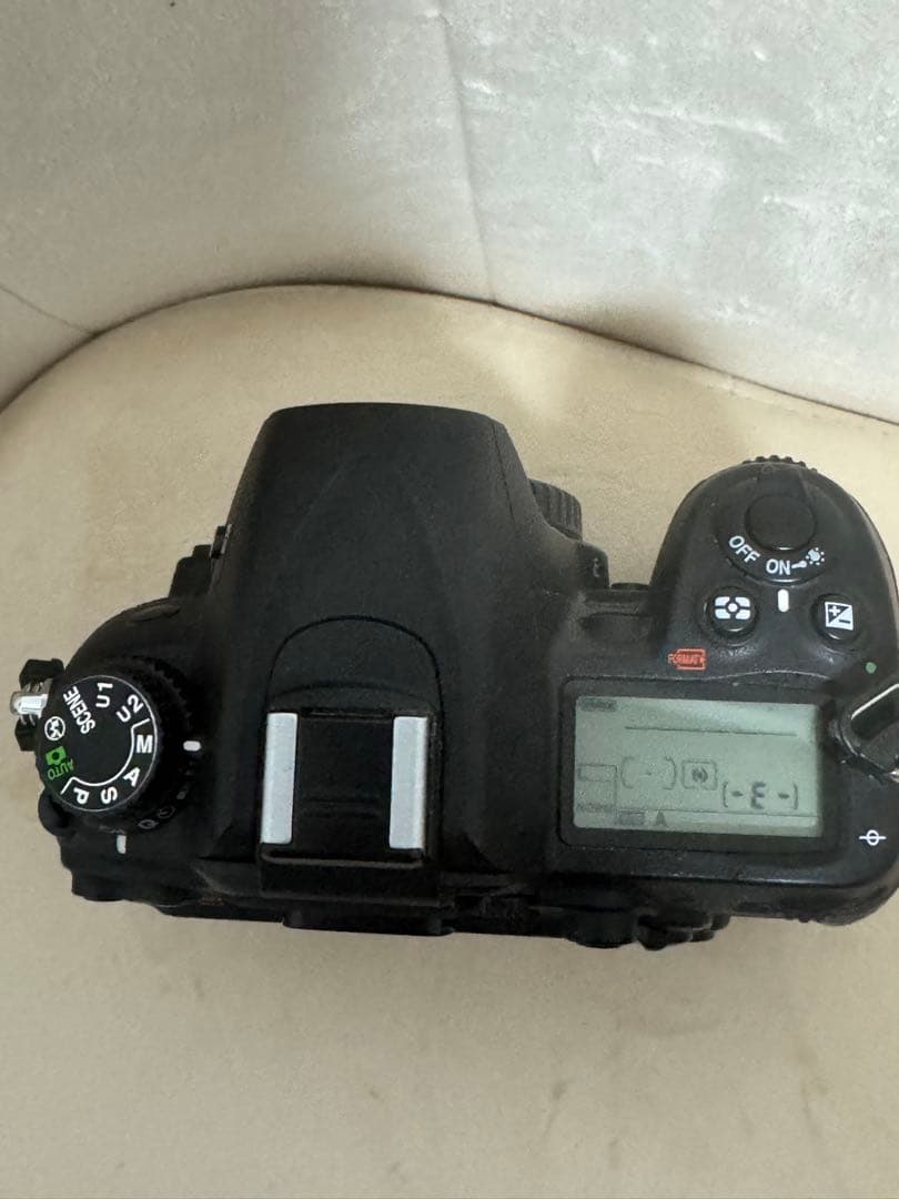 Nikon D7000 デジタル一眼レフ