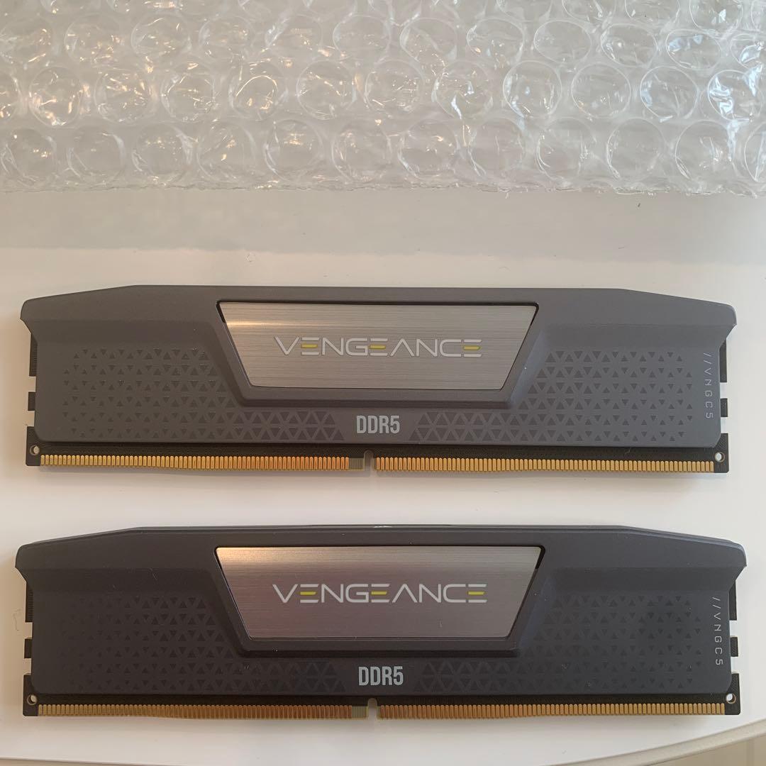 メモリー Corsair DDR 5 32gb 5200