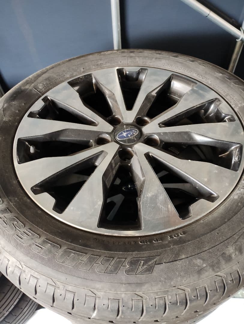 値下げしました。 ブリヂストン 225/60R18 タイヤ・ホイールセット