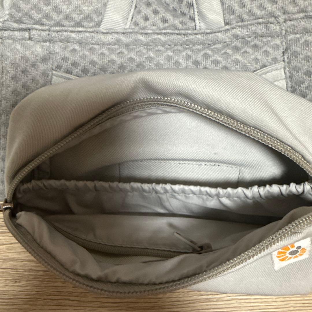 エルゴ　オムニブリーズ　収納ポーチ付き