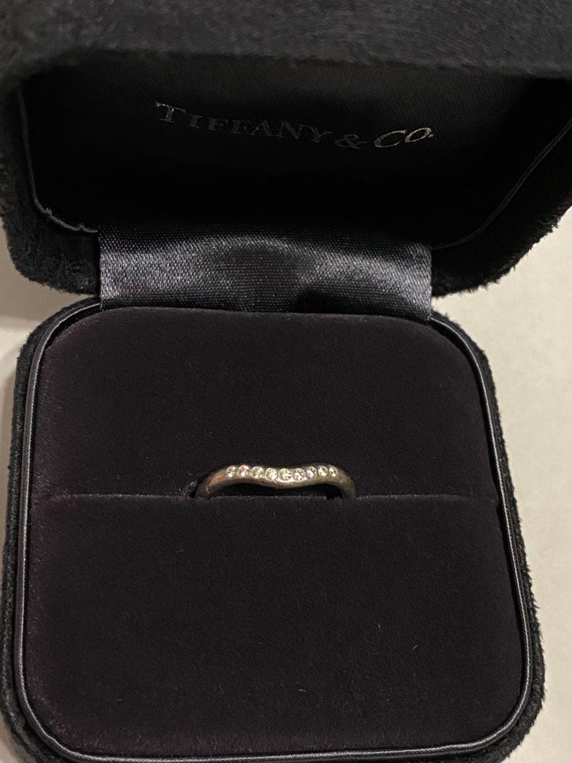 Pt950 プラチナリング　ティファニー カーブド バンド