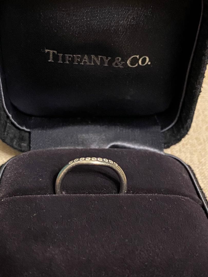 Pt950 プラチナリング　ティファニー カーブド バンド