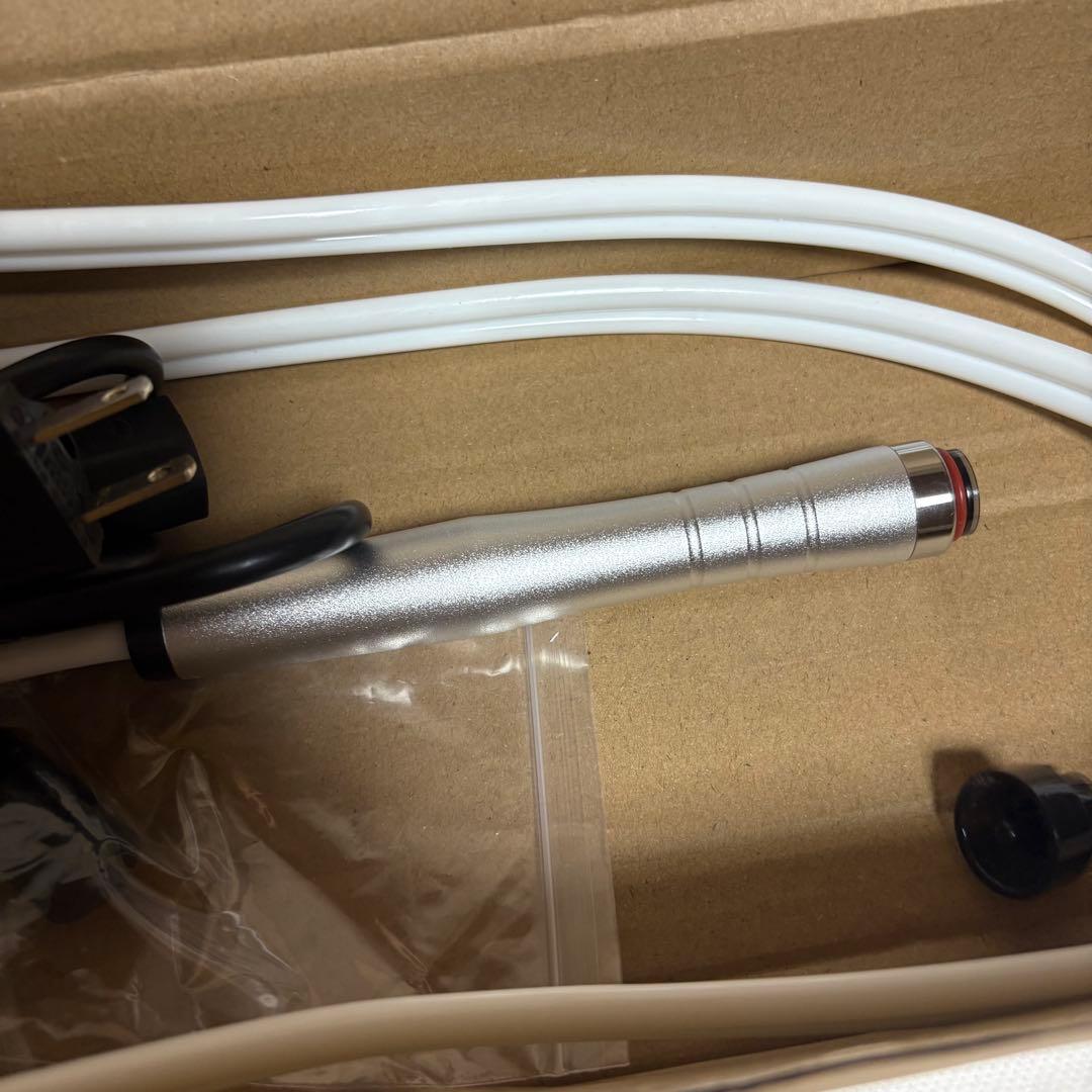 DERM ABELL DERMASPA 毛穴洗浄機