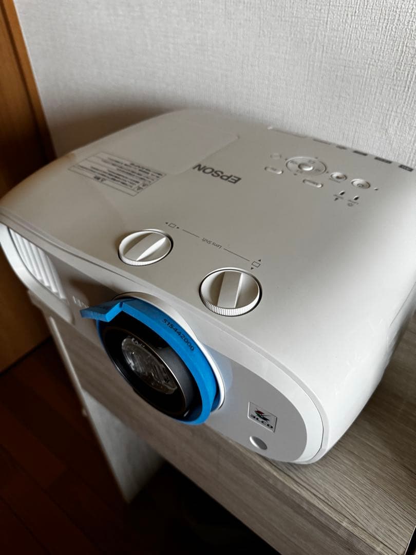 EPSON EH-TW7100 プロジェクター本体　4K