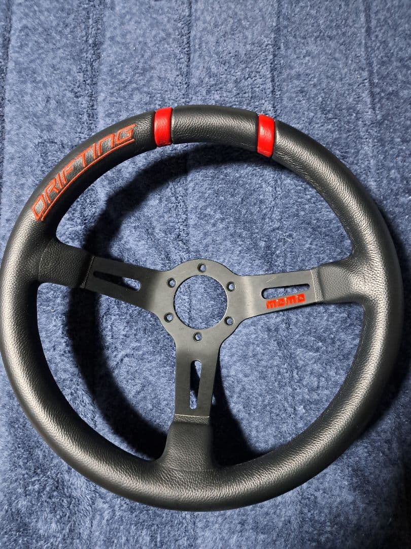 ドリフティング MOMO モモ