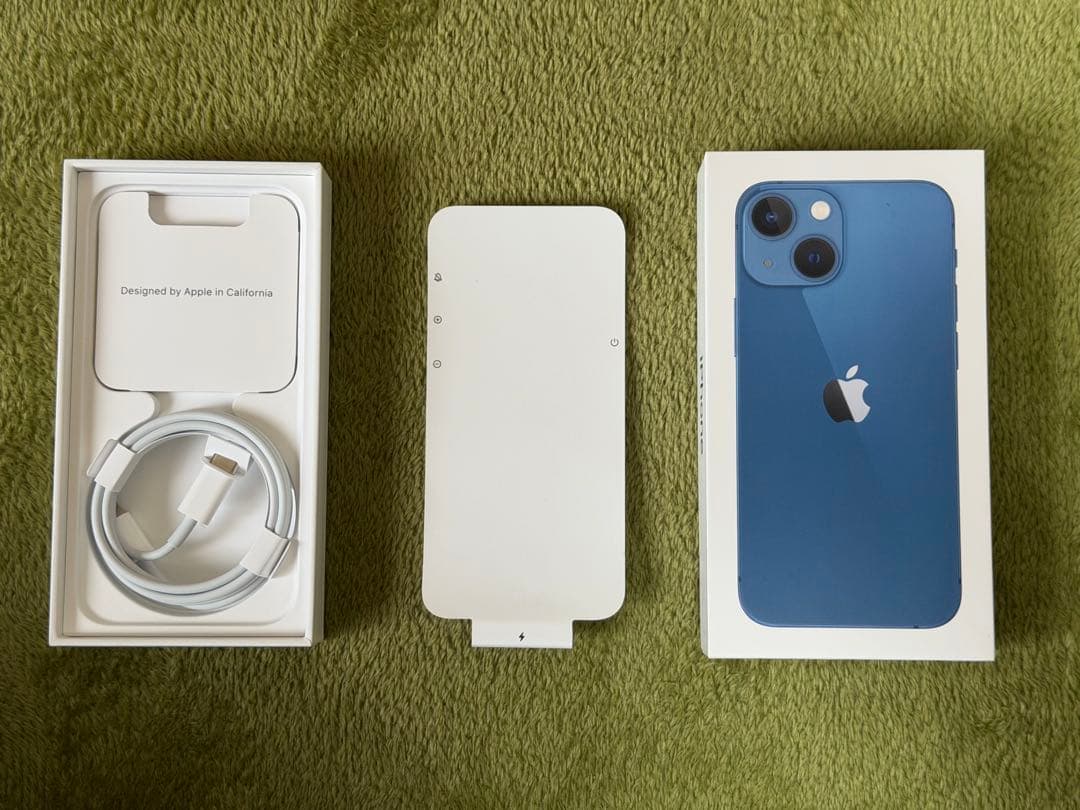 Apple『iPhone 13 mini 512GB ブルー（完備品）』おまけ付