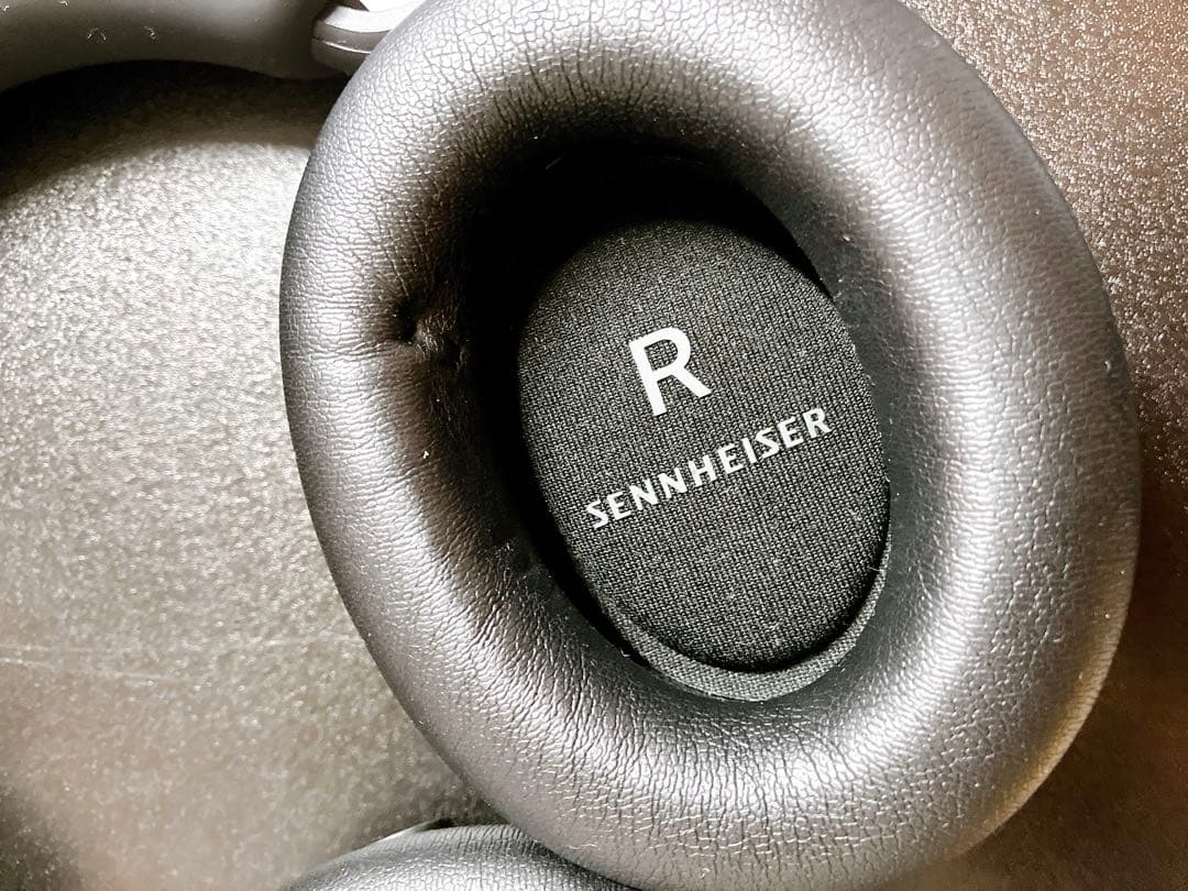 Sennheiser Accentum ワイヤレスヘッドホン ブラック