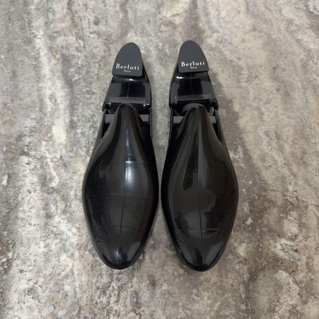 ベルルッティ 純正 プラスチック製 シューキーパー 3足セット 41〜42