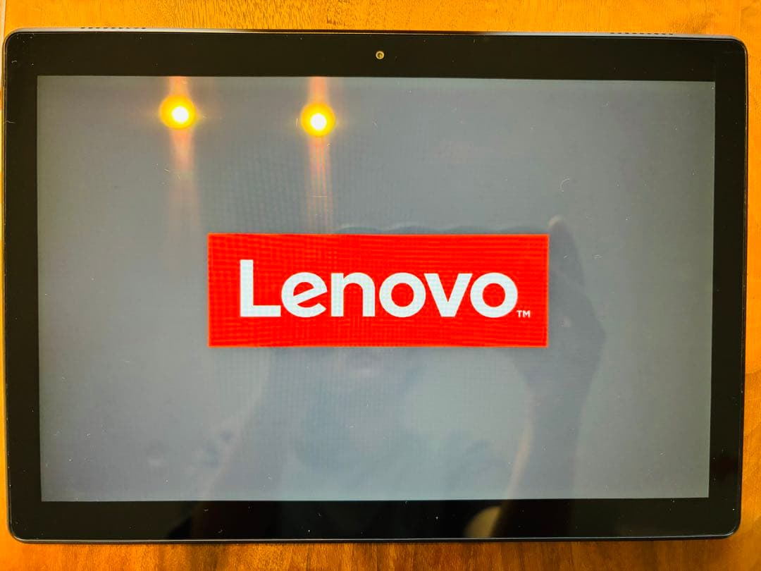 タブレット本体Wi-Fiモデル　アンドロイド10インチ　Lenovo レノボ