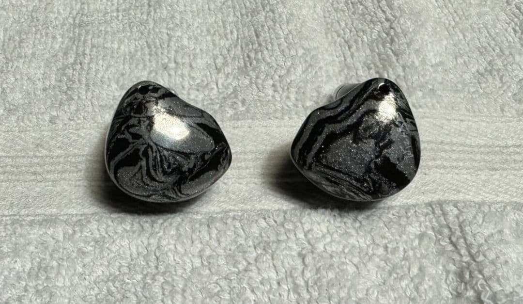 イヤホン Noble Audio Khan