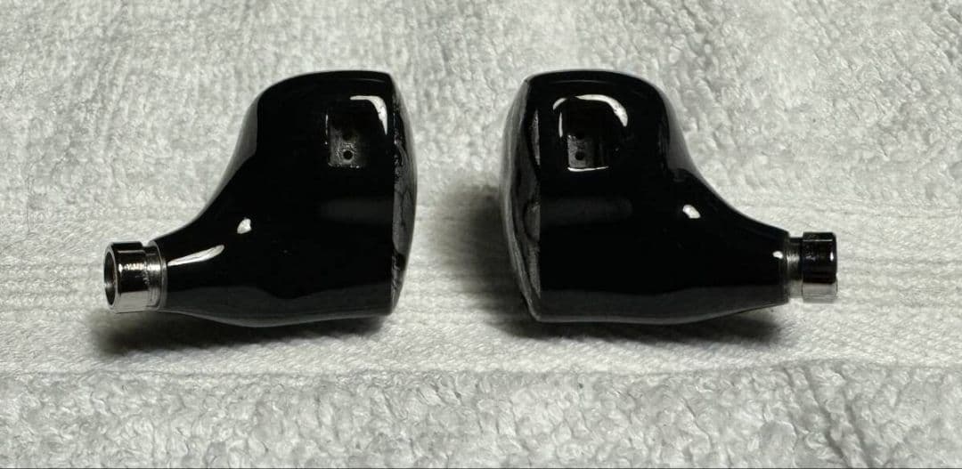 イヤホン Noble Audio Khan