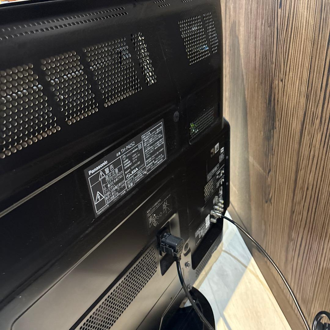 Panasonic 42インチ　テレビ　TH-P42S2