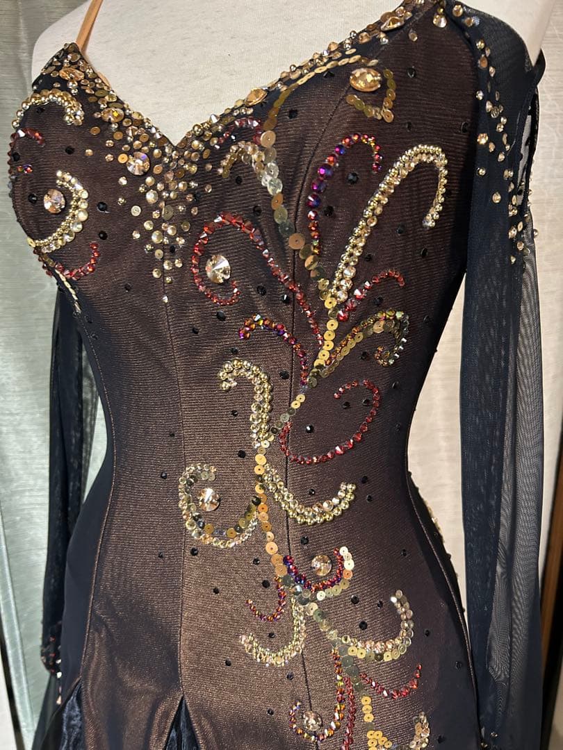 社交ダンスドレス 黒 ビーズ装飾 Mサイズ 装飾品付き