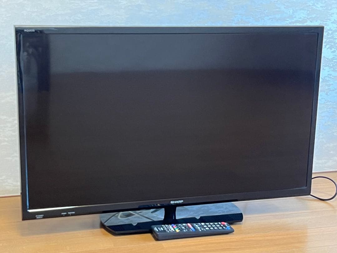 SHARP AQUOS 液晶カラーテレビ 本体 32V リモコン付き