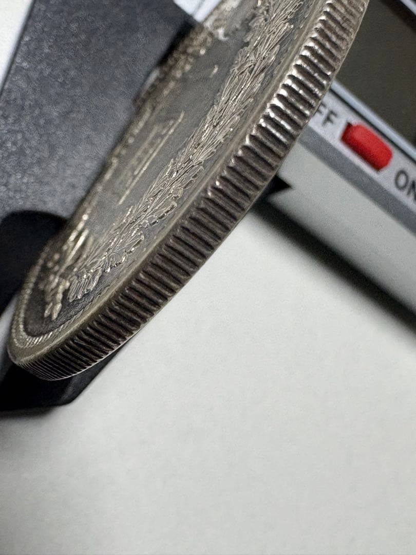 イ*レ様 【本物保証】大型　一圓銀貨　丸銀左打　明治16年銘