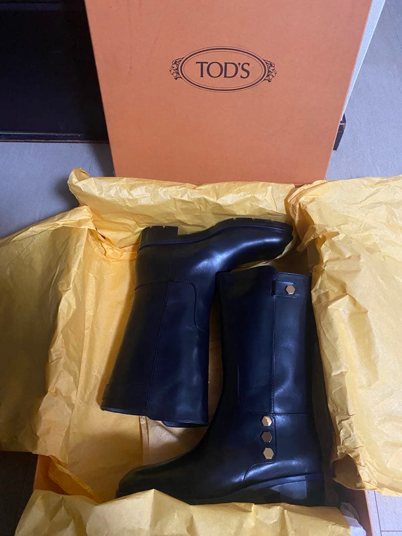 未使用品！TOD’S ミドルブーツ