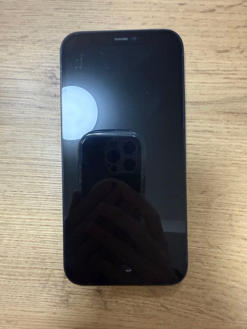 Apple iPhone 12 ブラック